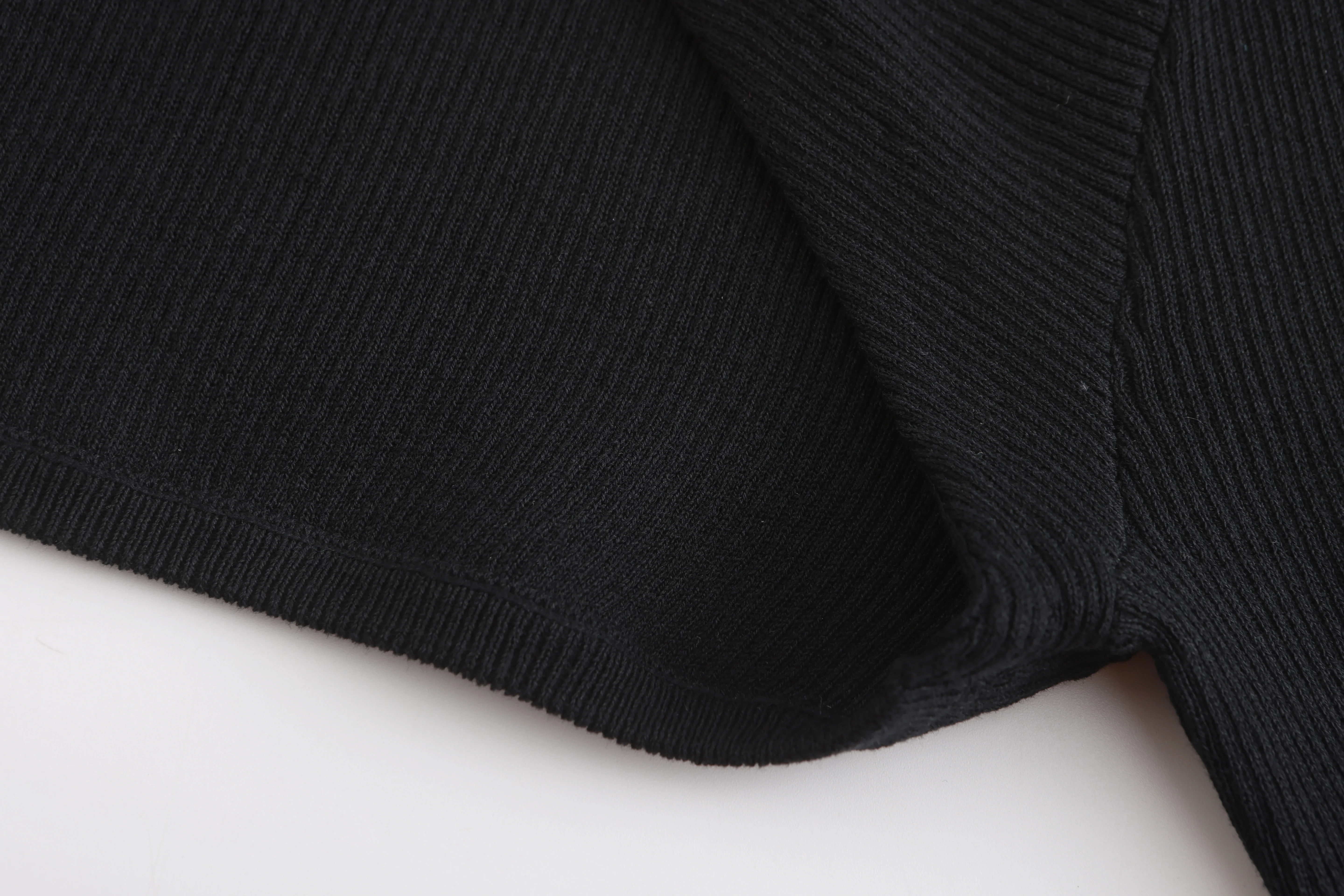 Twisted Sleeves - Umamrii