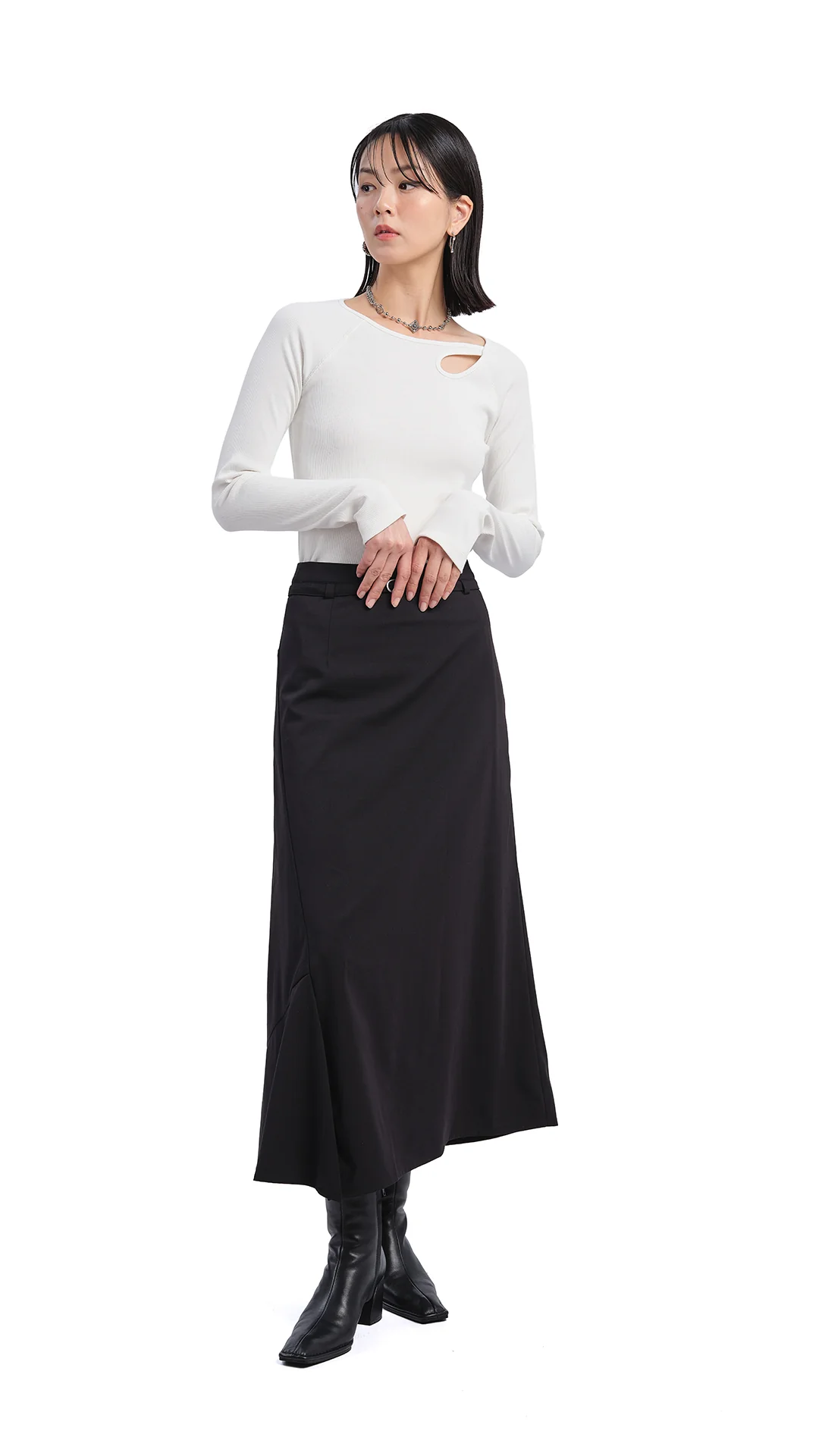 Long Sleeve Bridge-Neck Top - Umamrii