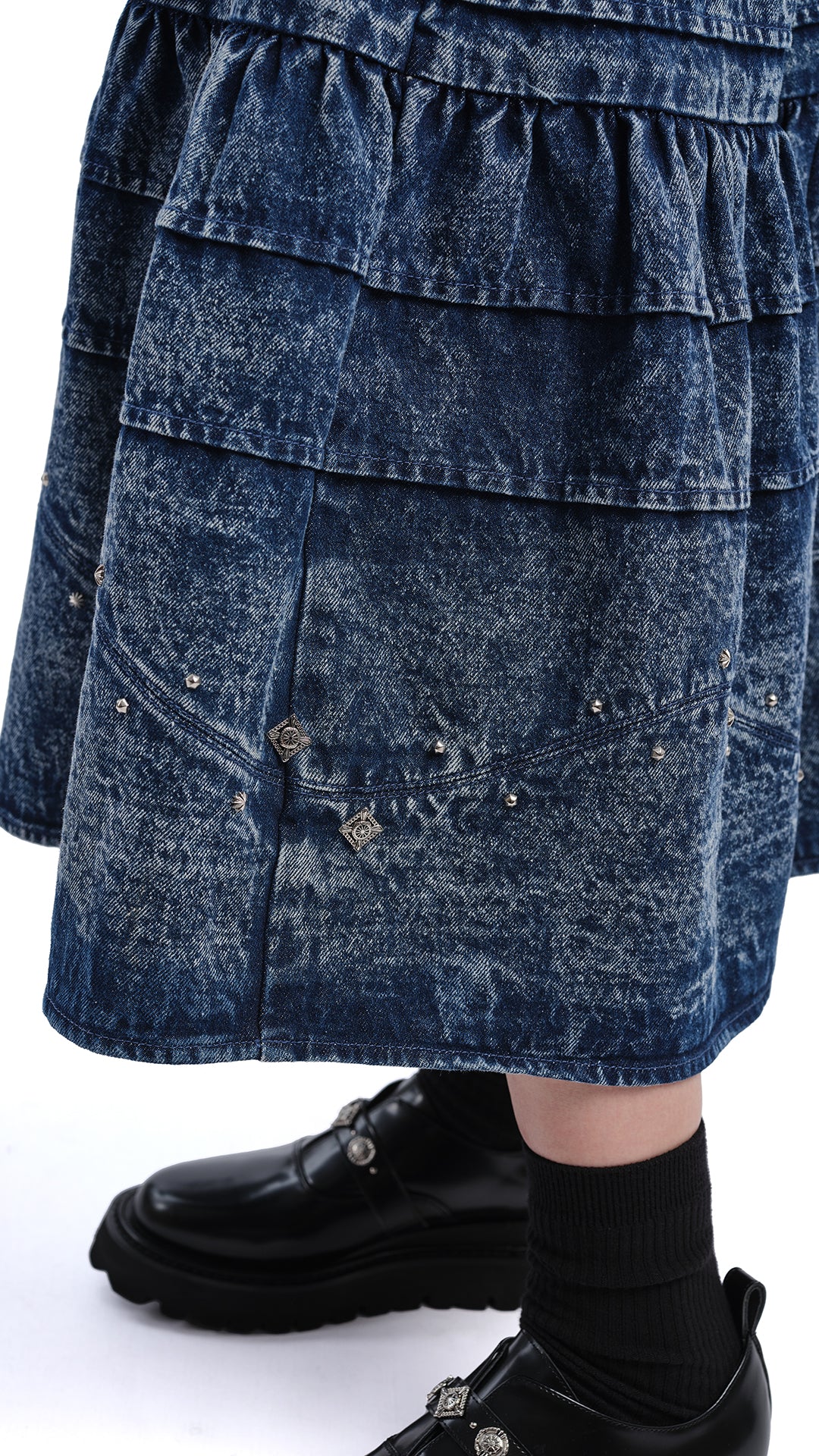 Stone-Washed Studded Denim Skirt - Umamrii