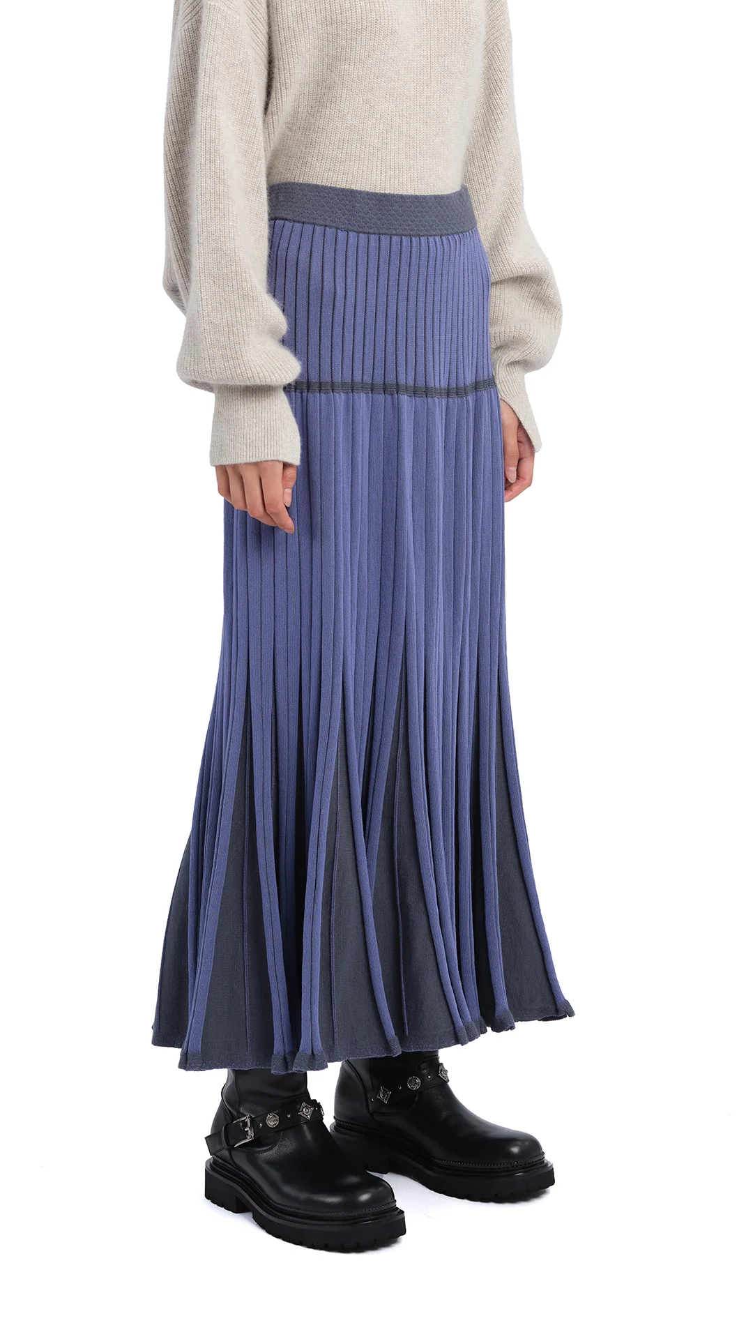 Knitted Flare Skirt - Umamrii