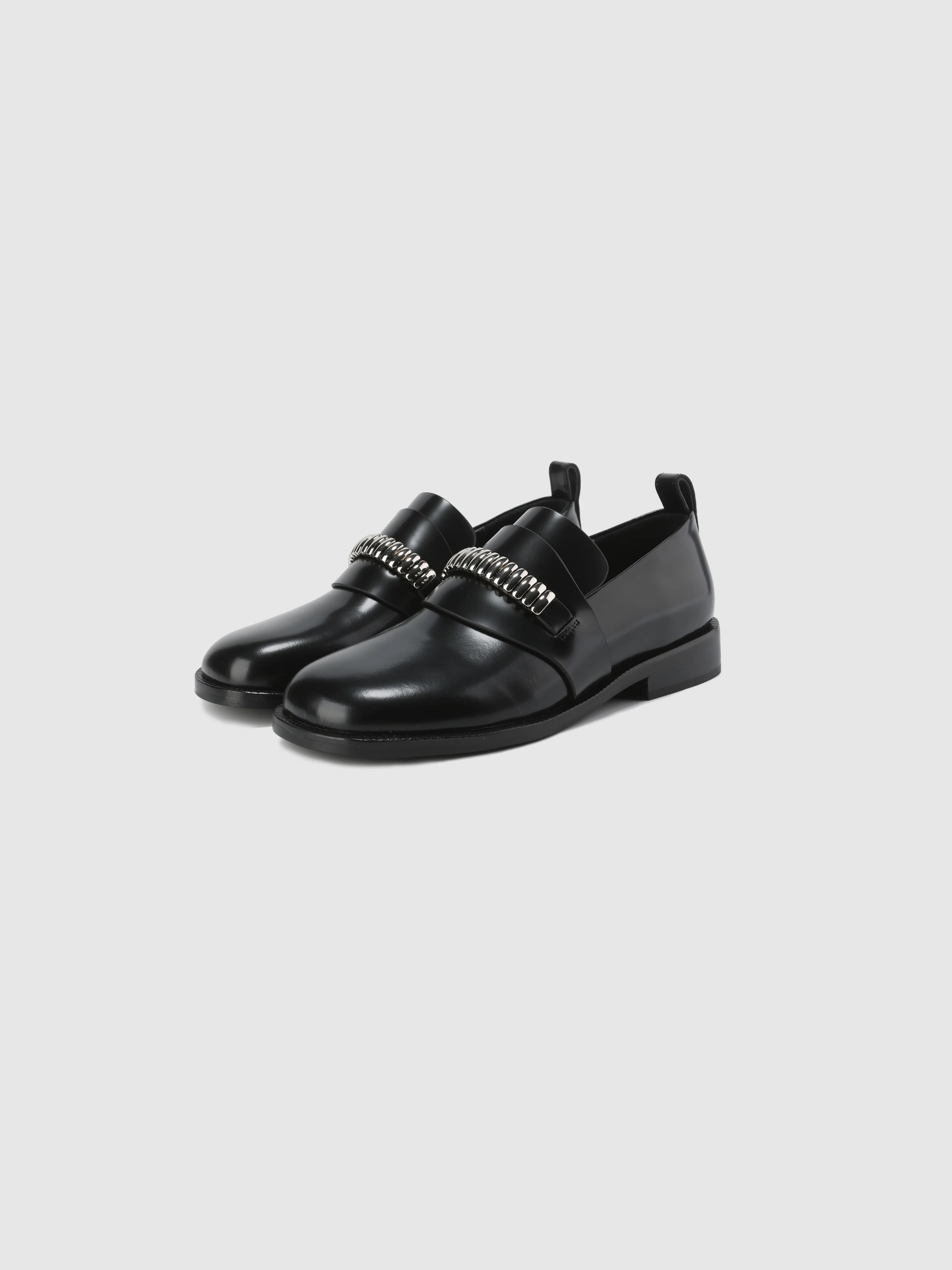 Round-Toe Slip On Loafer With Metal Details - Umamrii