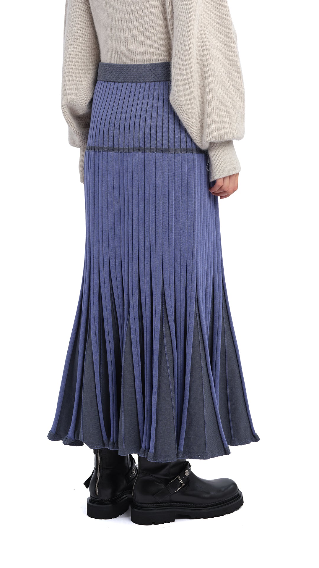 Knitted Flare Skirt - Umamrii