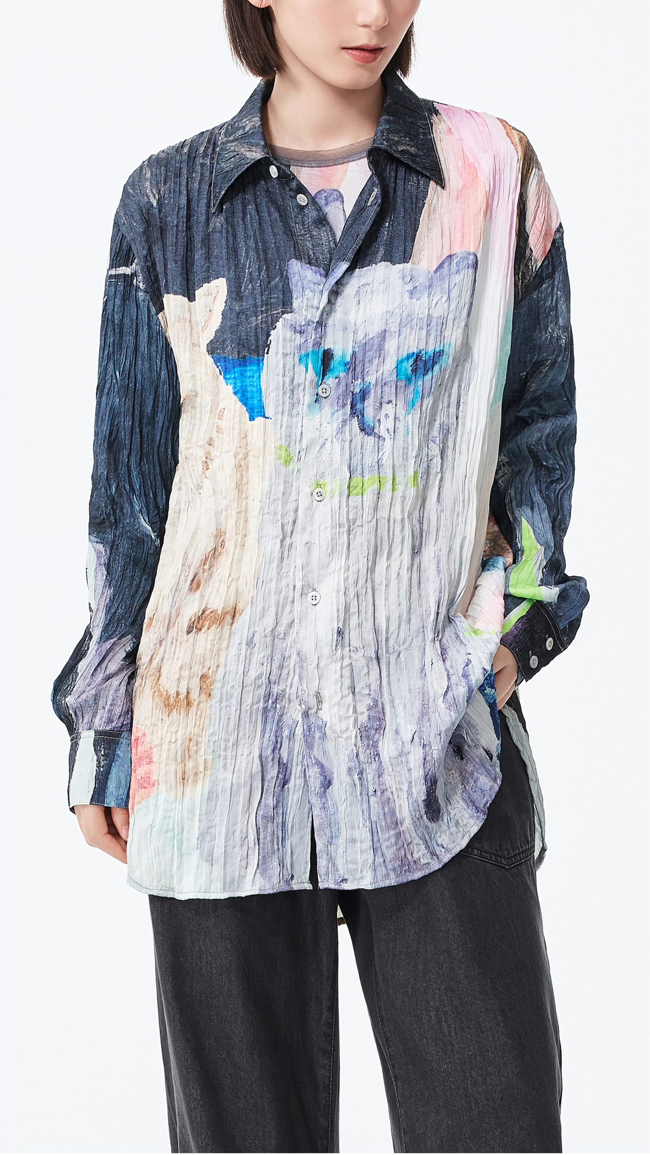 Crushed Mythical Animal Graphic Shirt - Umamrii