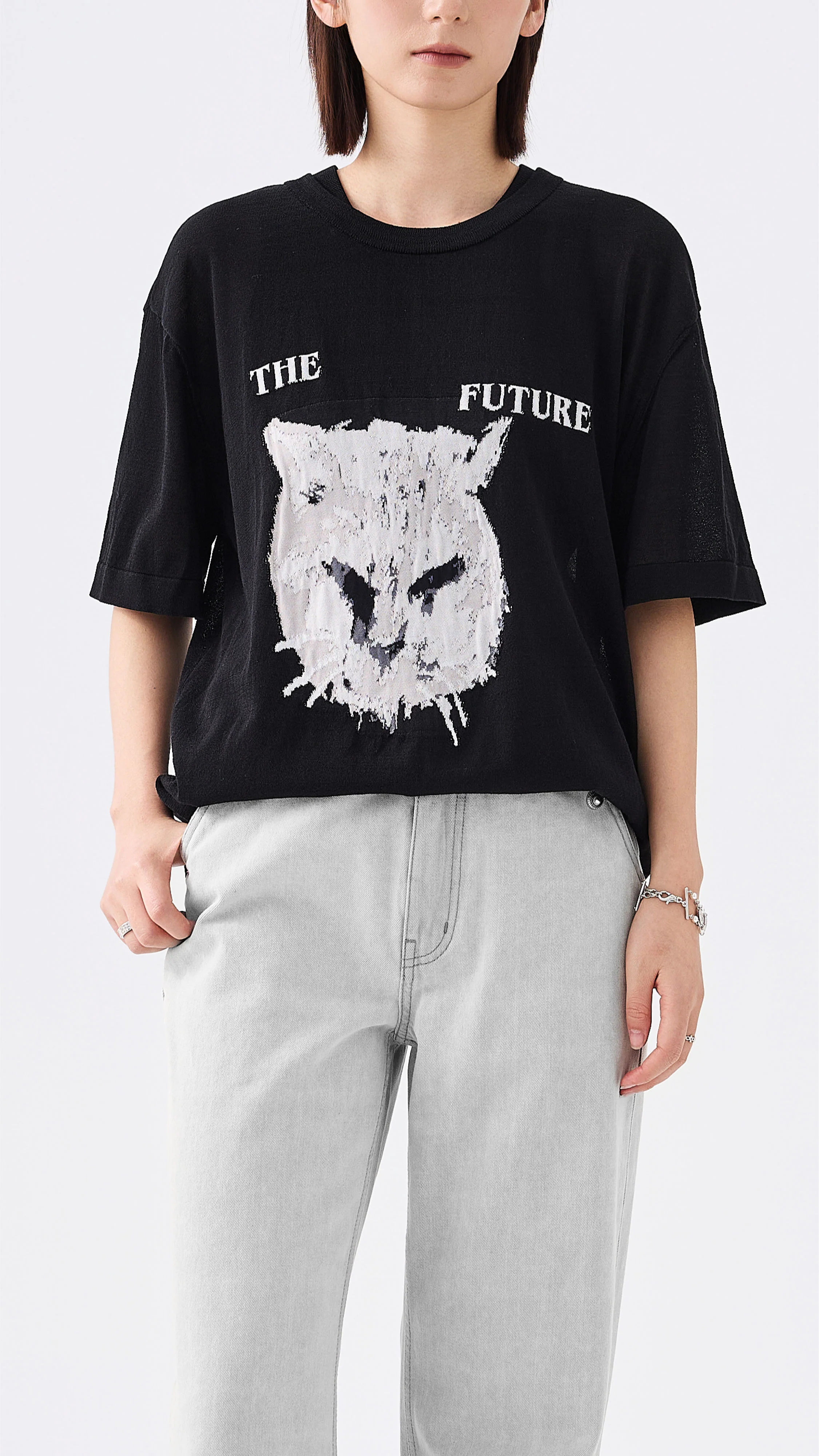 Knitted Mythical Animal Graphic Tee - Umamrii