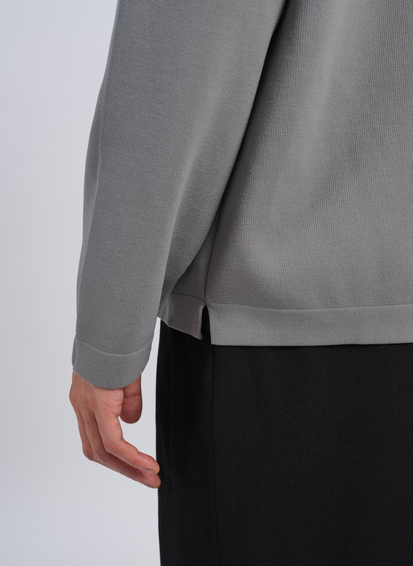 Polyeser Knitted Top - Umamrii