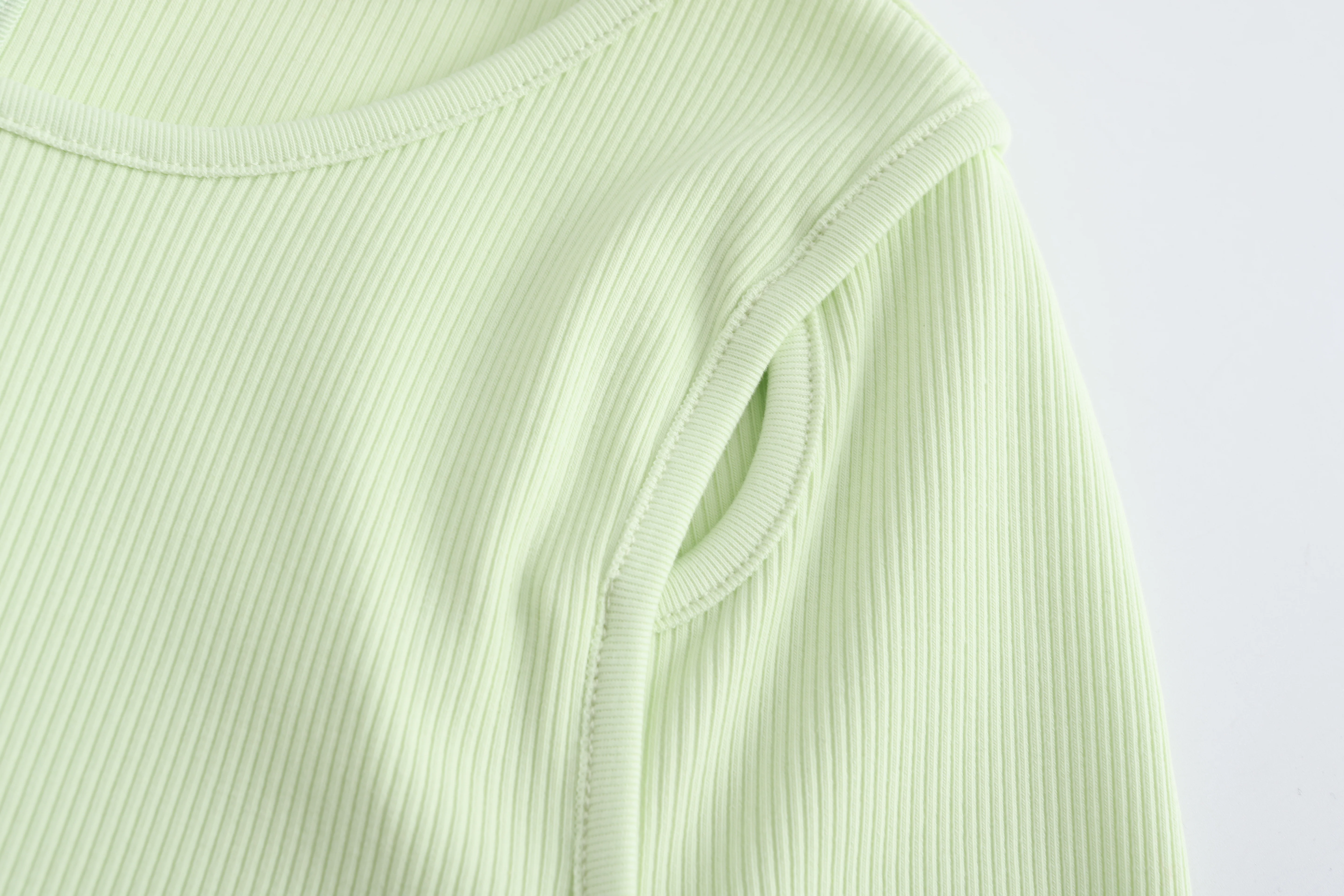 Cut-Out Tight Top - Umamrii