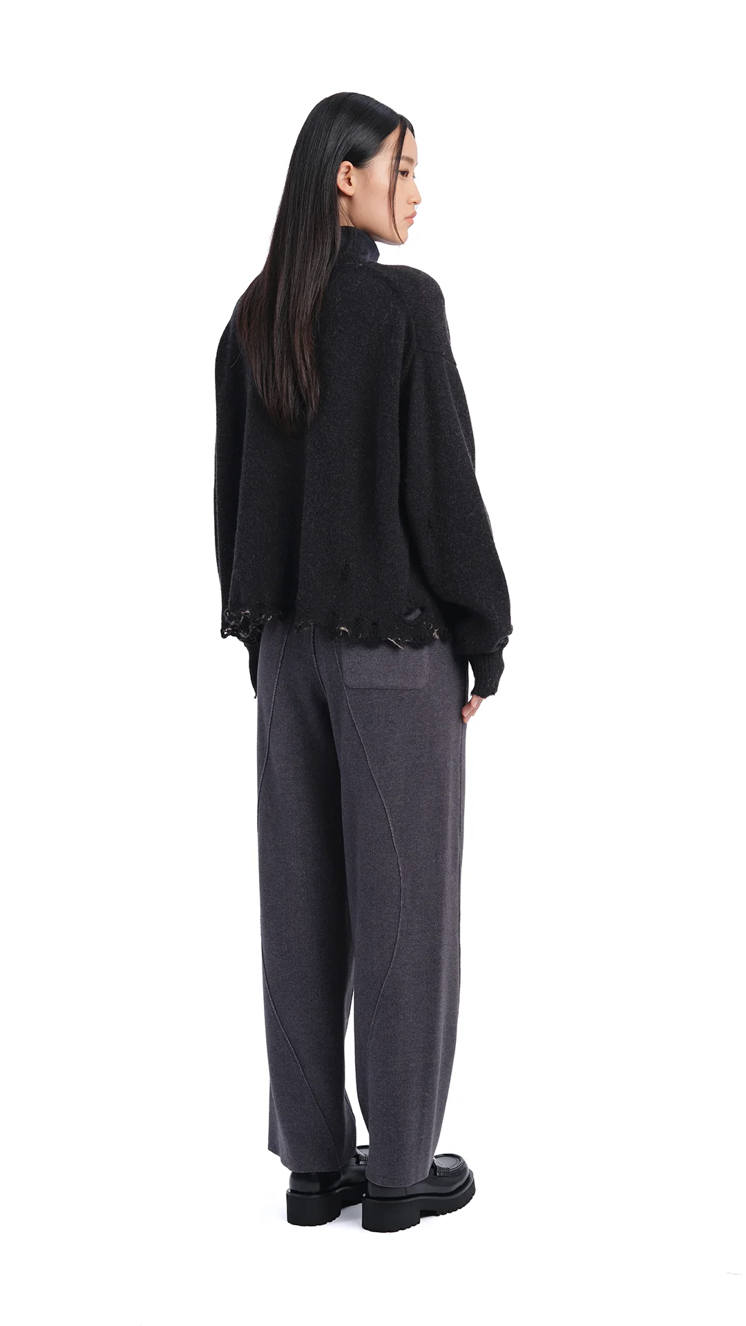 Distressed Pullover - Umamrii