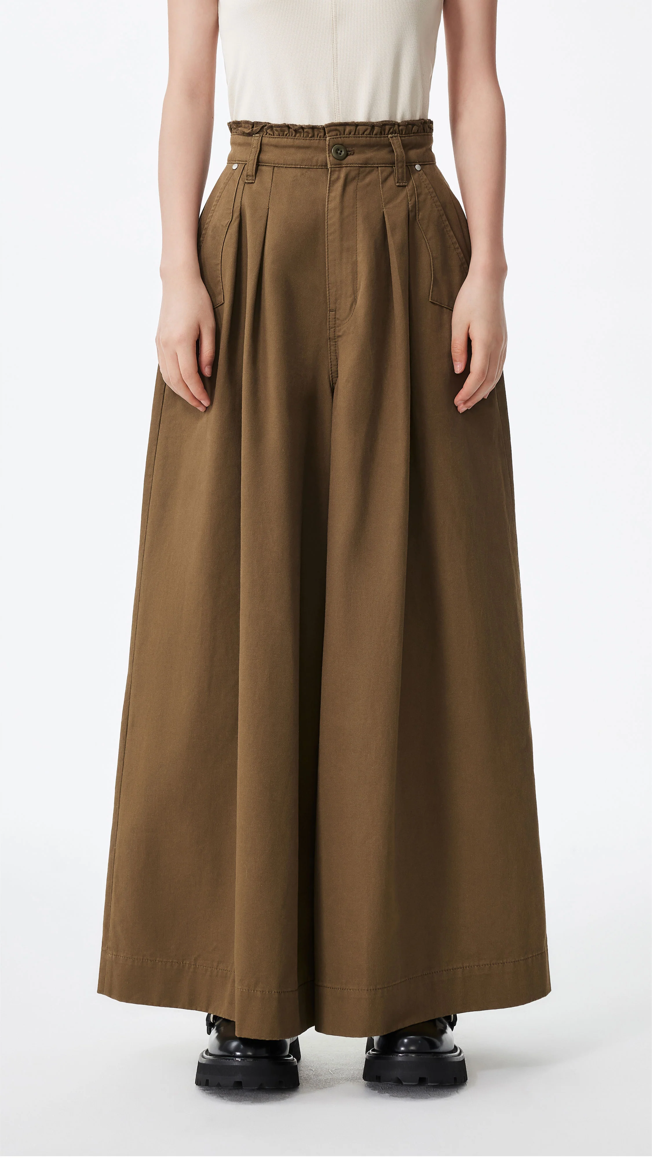 Wide-Leg Pants - Umamrii