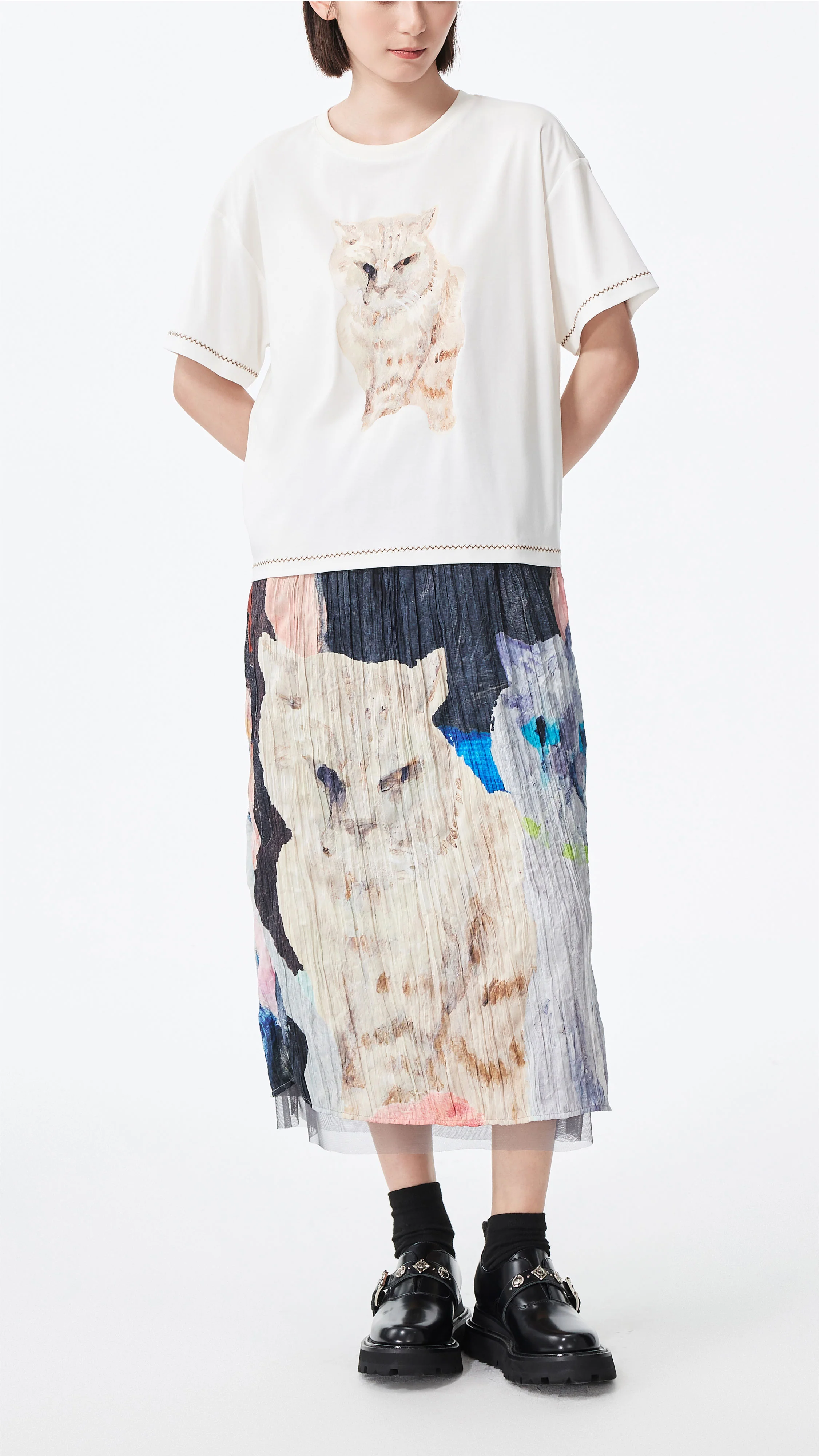 Mythical Animal Graphic Tee - Umamrii