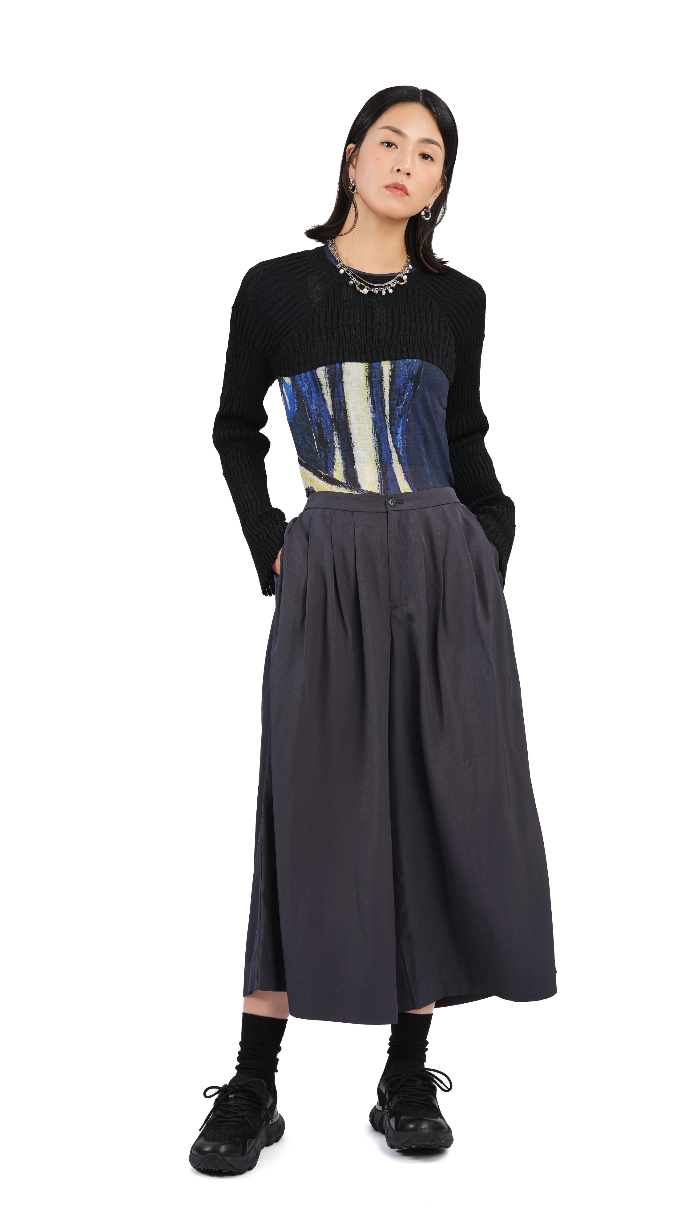 Cropped Sweater - Umamrii