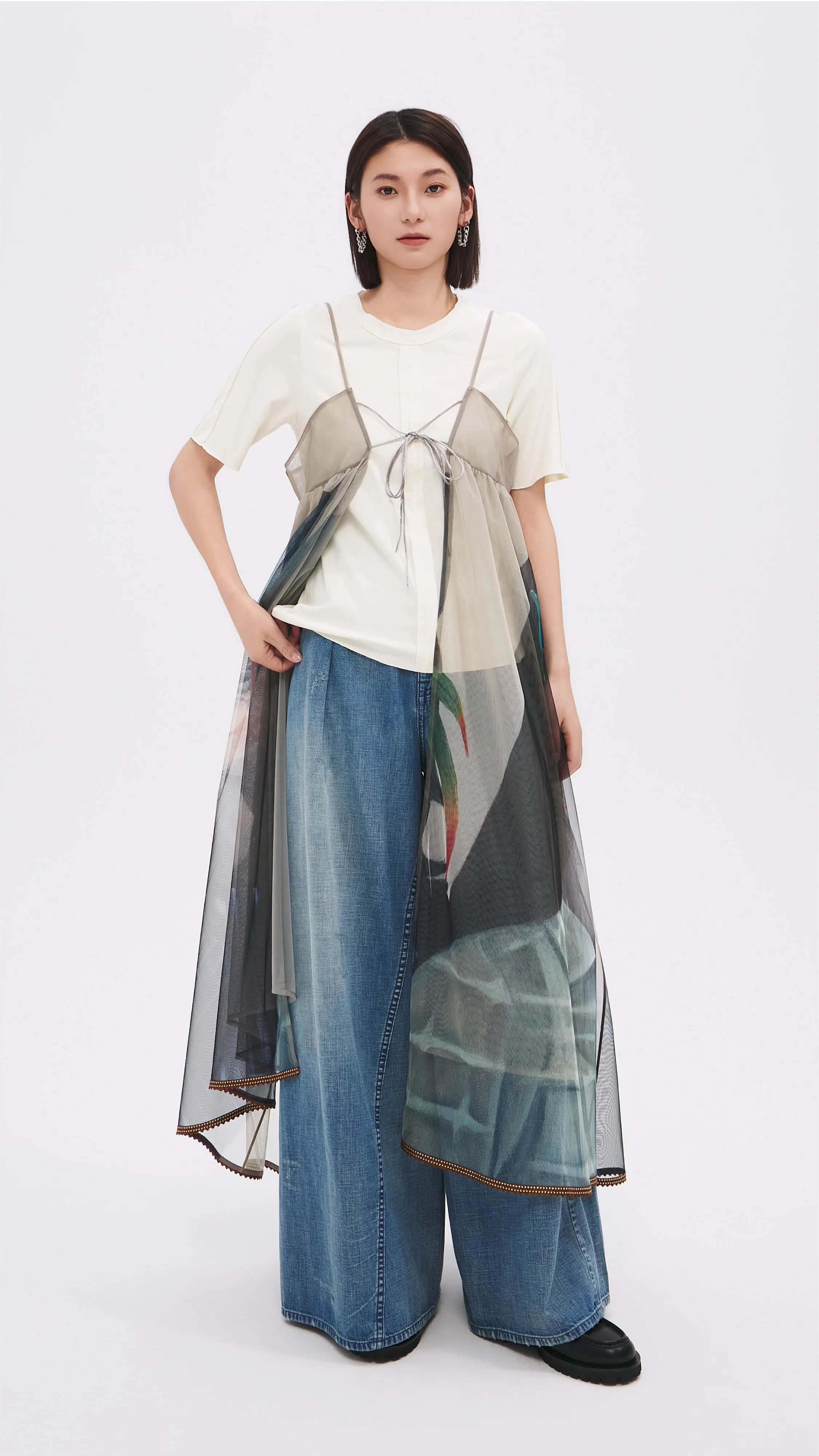 Tucks-trimmed T-Shirt - Umamrii