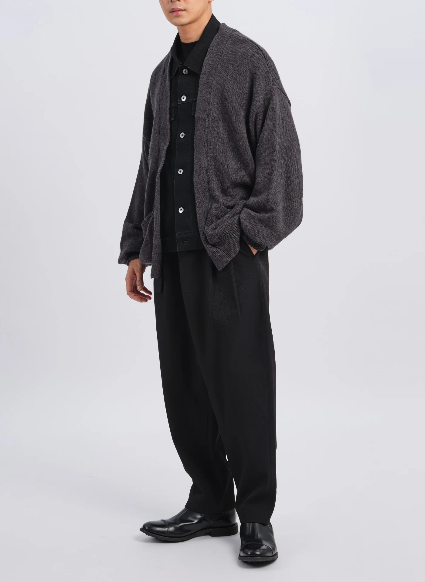 Acrylic Wool 2 in 1 Blocking Knitted Cardigan - Umamrii