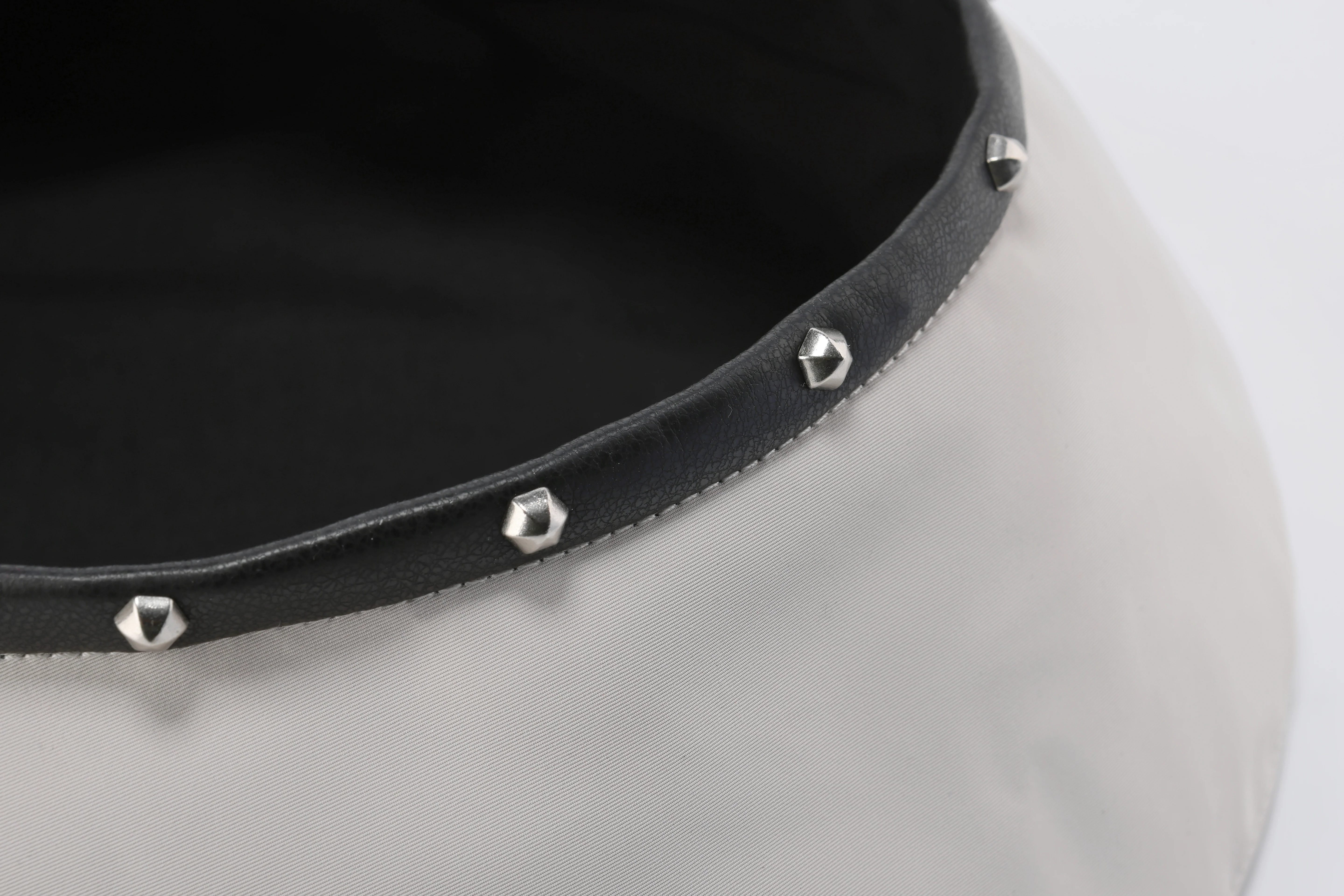 Pumpkin Studded Fullmoon Beret - Umamrii