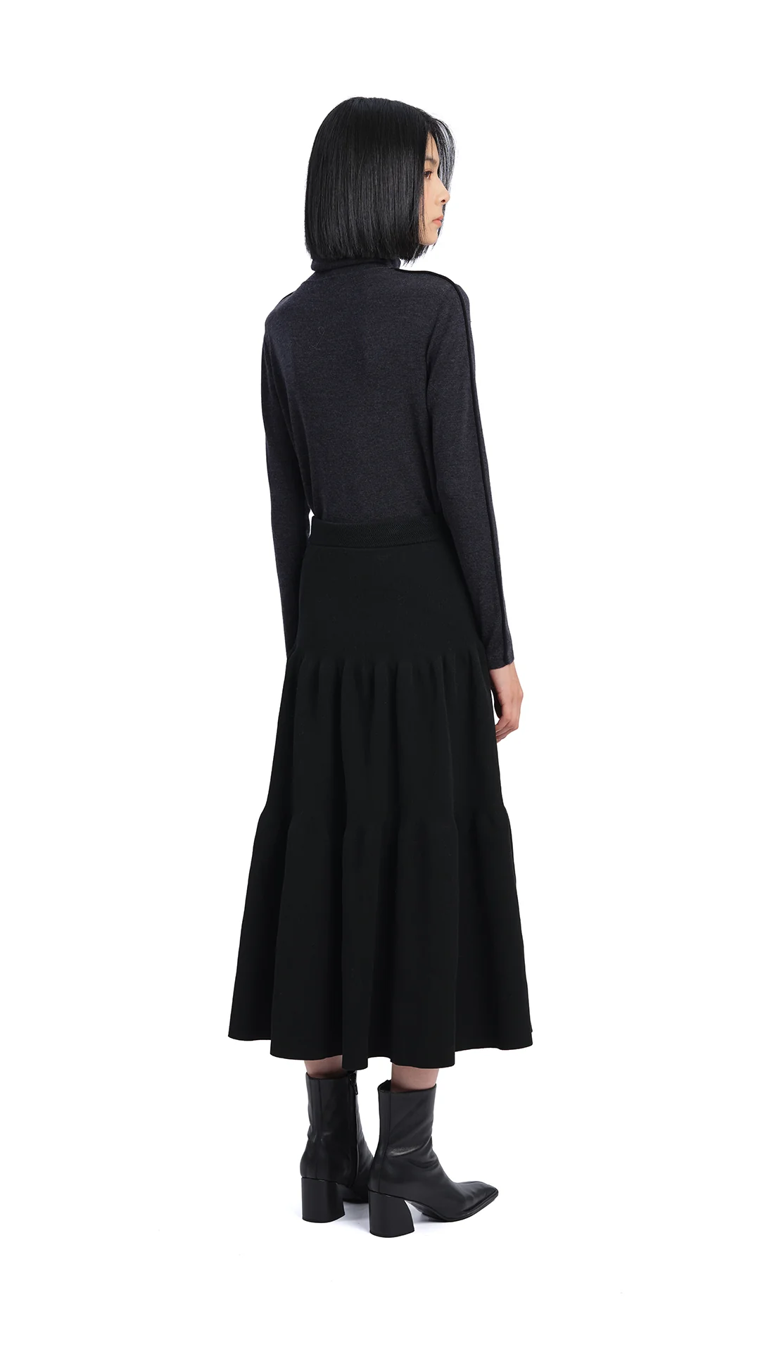 Knitted Dolly Skirt - Umamrii