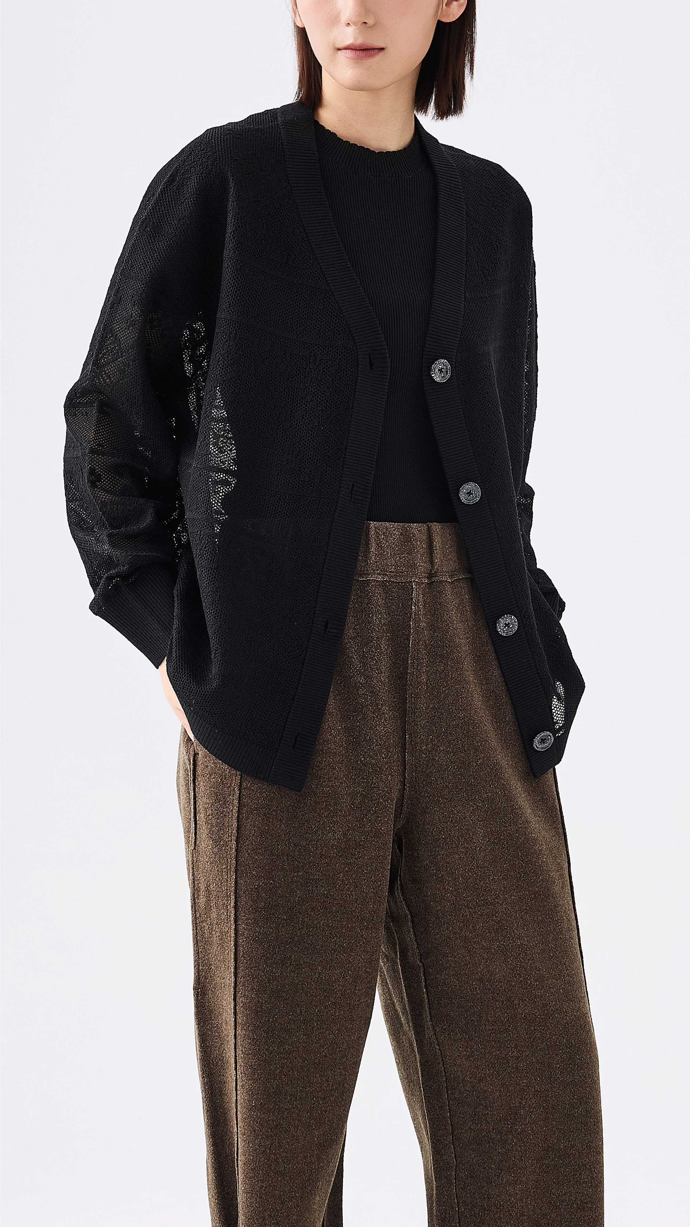 V-neck Cardigan - Umamrii