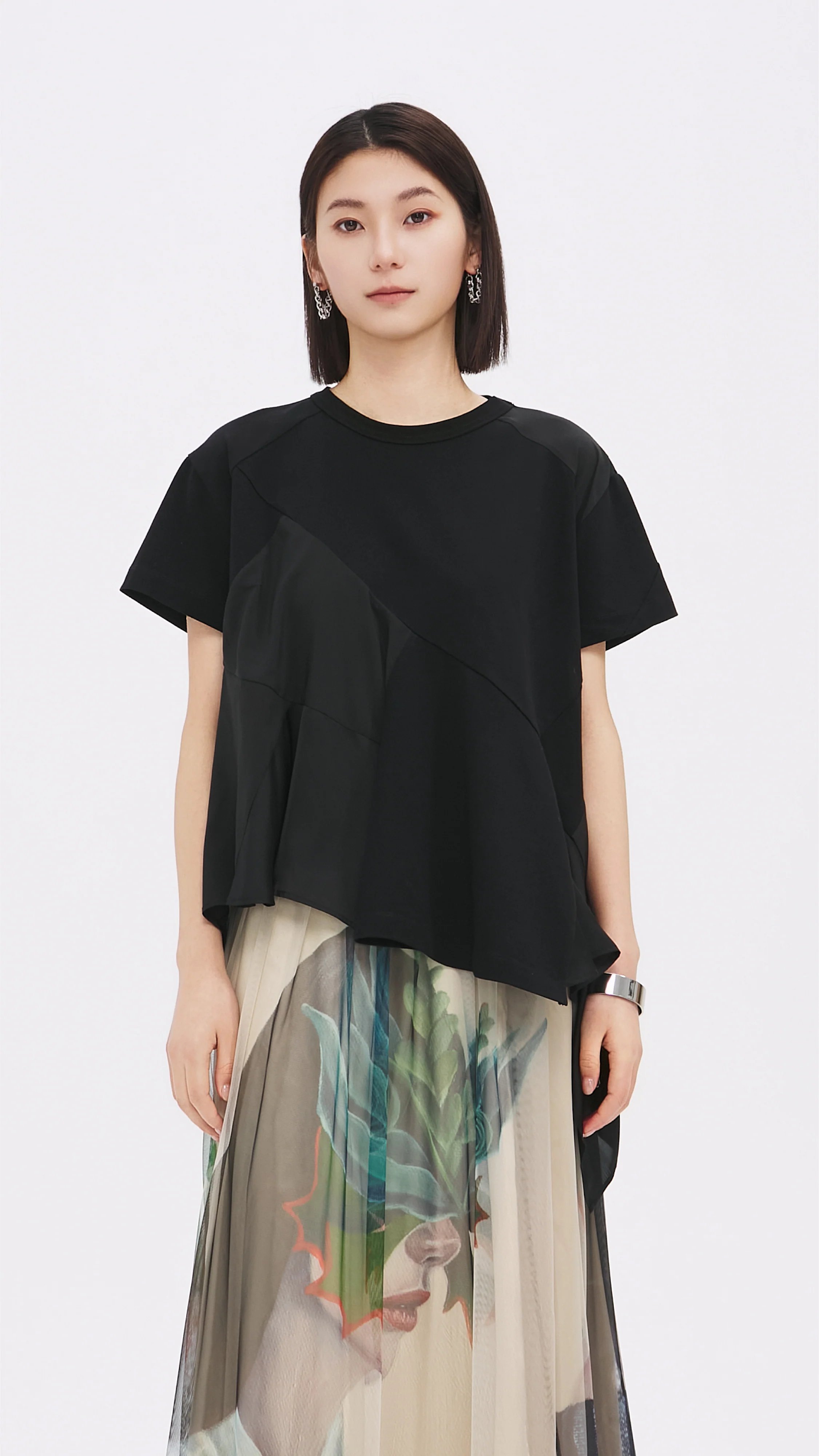 Cord Embroidery Patch Tee - Umamrii